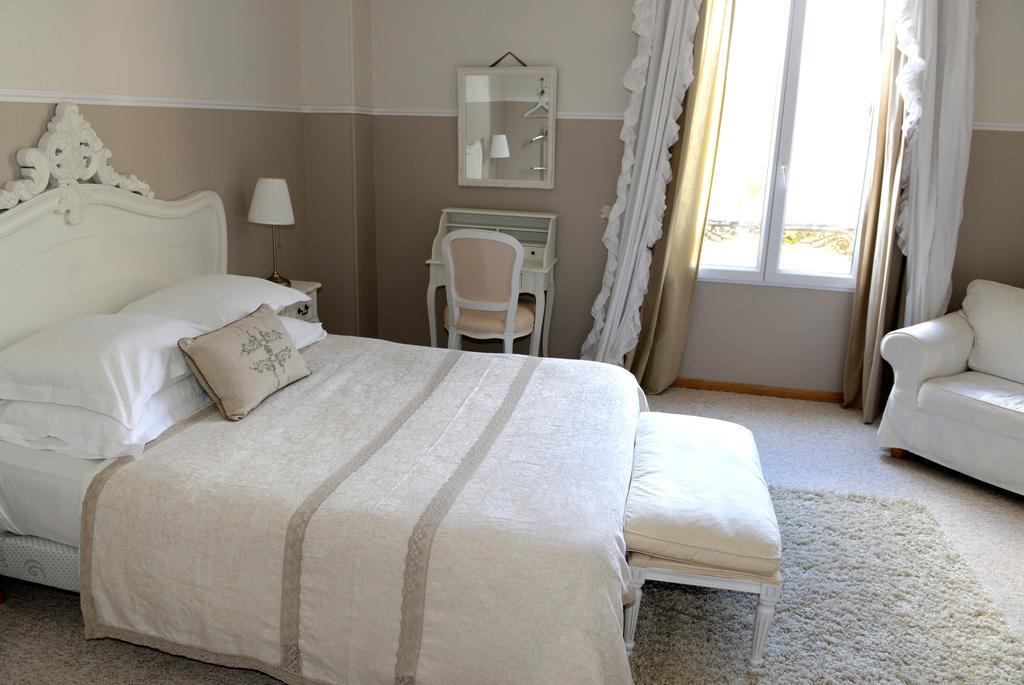 La Maison D'Hotes De Saint Leger Bilik gambar
